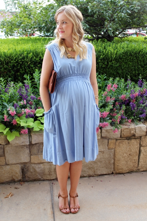 date-night-style-periwinkle-thrifted-dress-36-week-bump-maternity-fashion-pregnancy-lifestyle-blog-dearly-noted-3