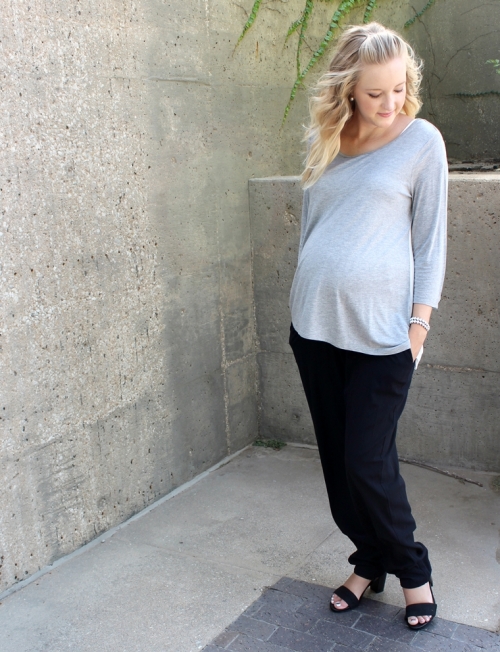 dearly-noted-lifestyle-blog-maternity-fashion-pregnancy-style-black-herem-pants-dressy-edgy-comfy-ootd-new-blog-thrift-1
